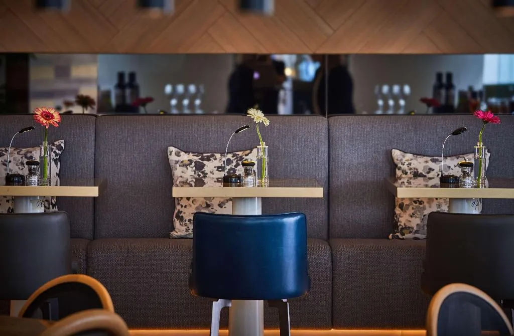 Restaurant, Media One, Dubai