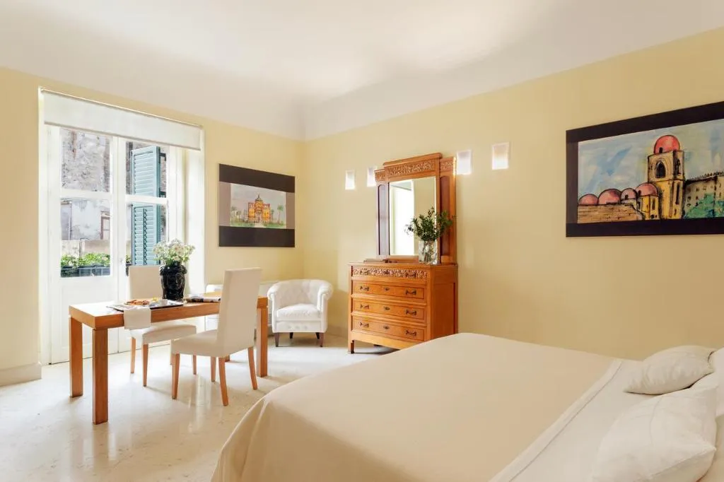 SUITE PREMIUM Room, Palazzo Brunaccini, Palermo