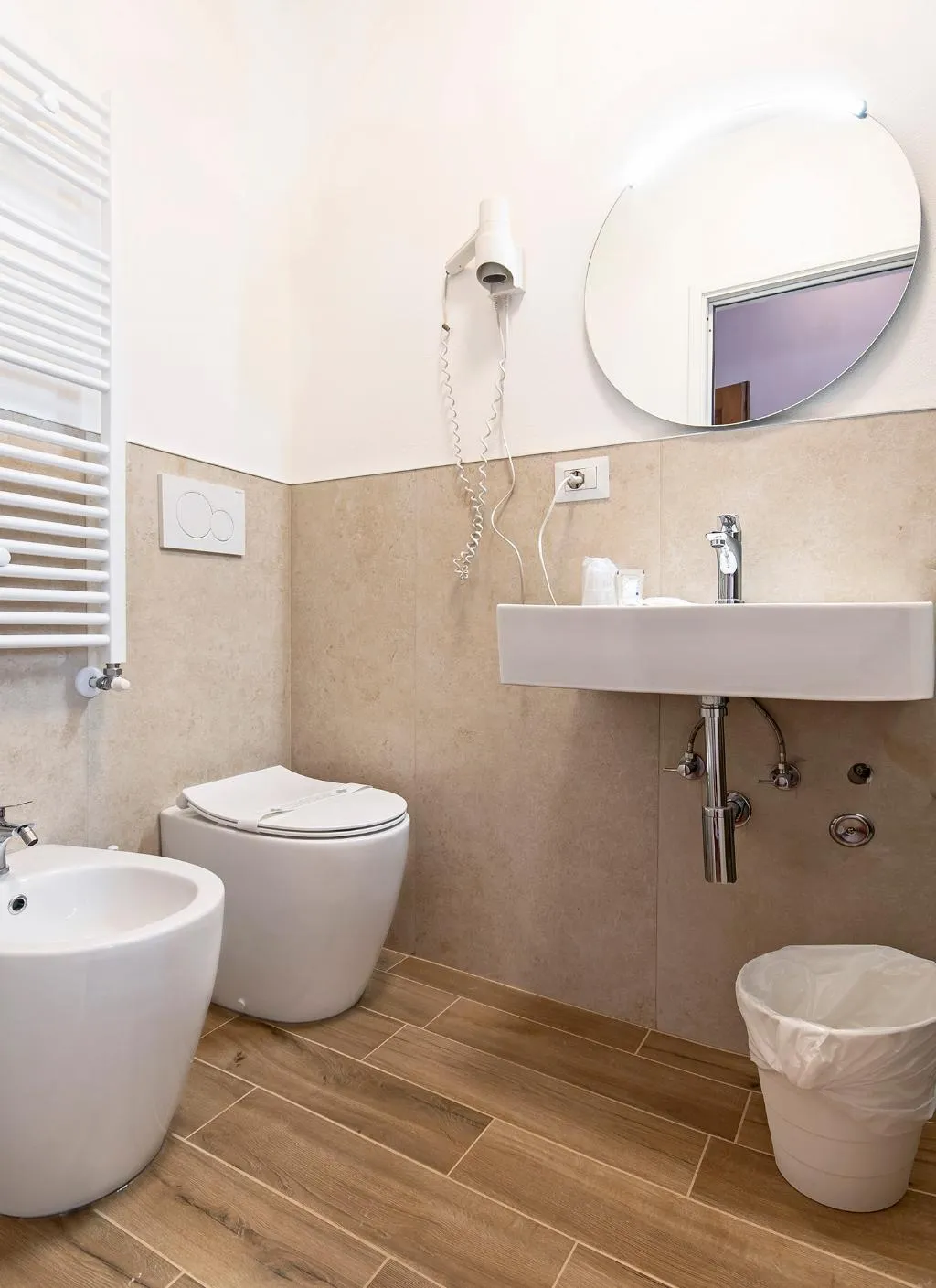 SINGLE STANDARD Room, Costantini, Florence
