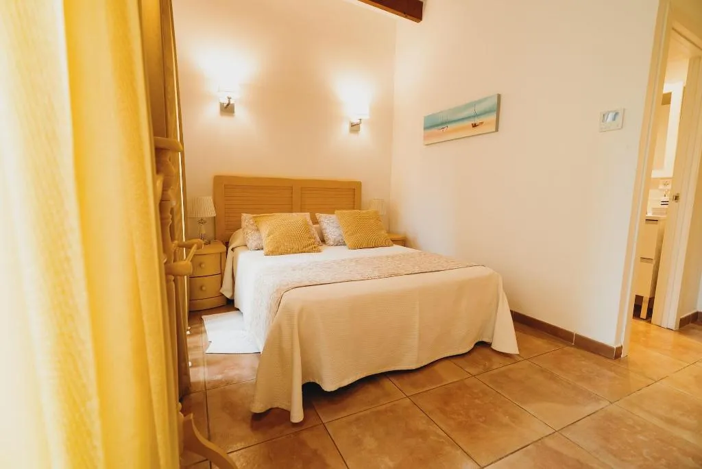 Room, Can Serrete, Majorca