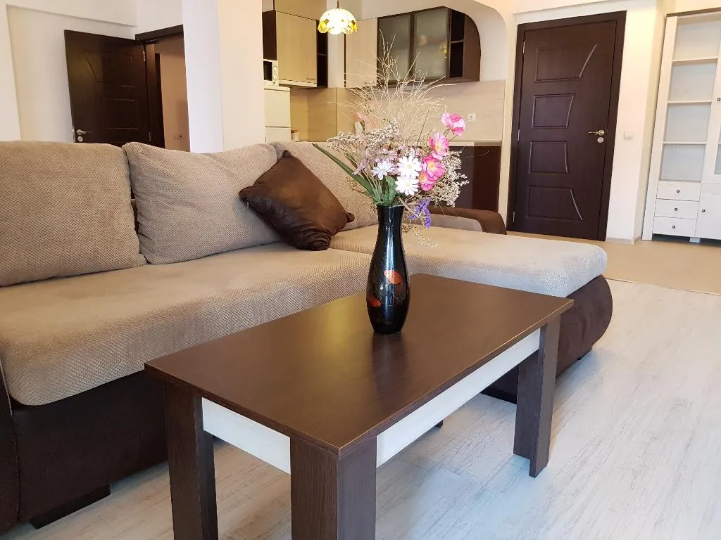 APARTMENT THREE BEDROOMS Room, Vintegra, Bourgas