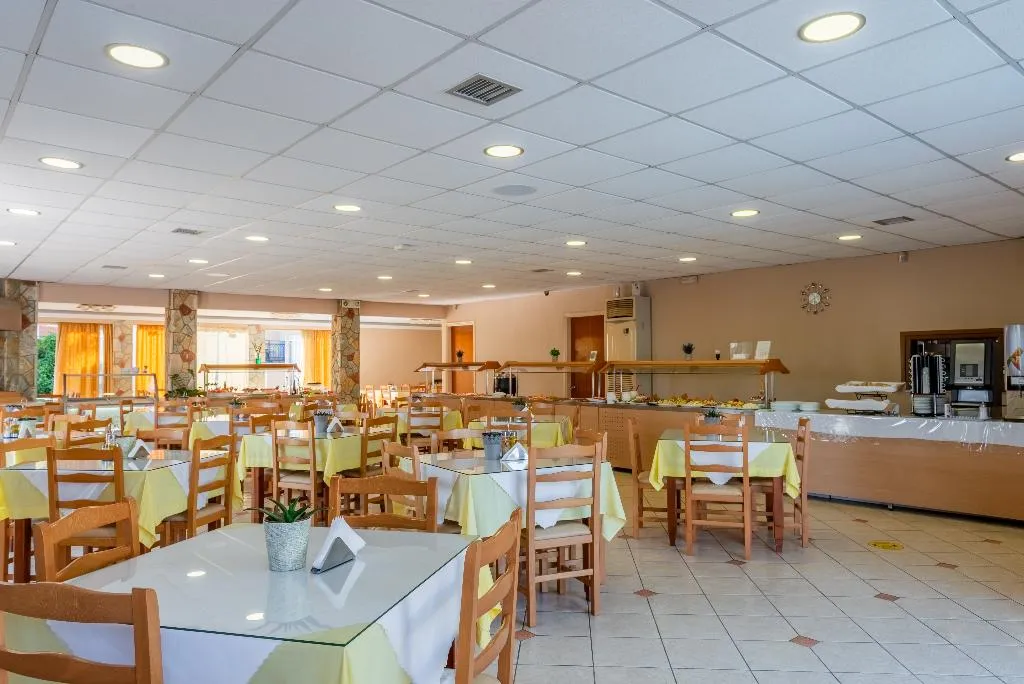 Restaurant, Village Inn, Zante