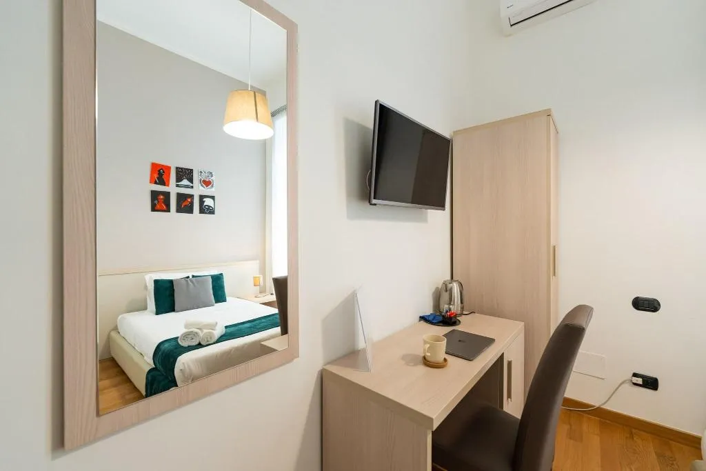 Room, Duomo Hermes Relais, Naples