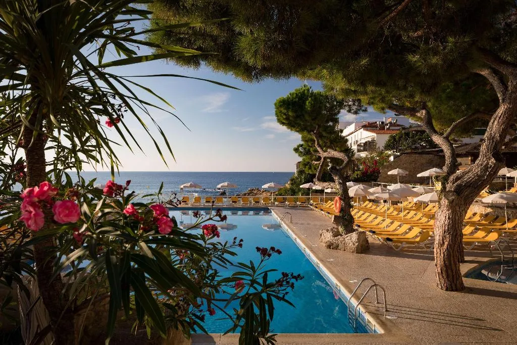 Pool, htop Caleta Palace, Costa Brava