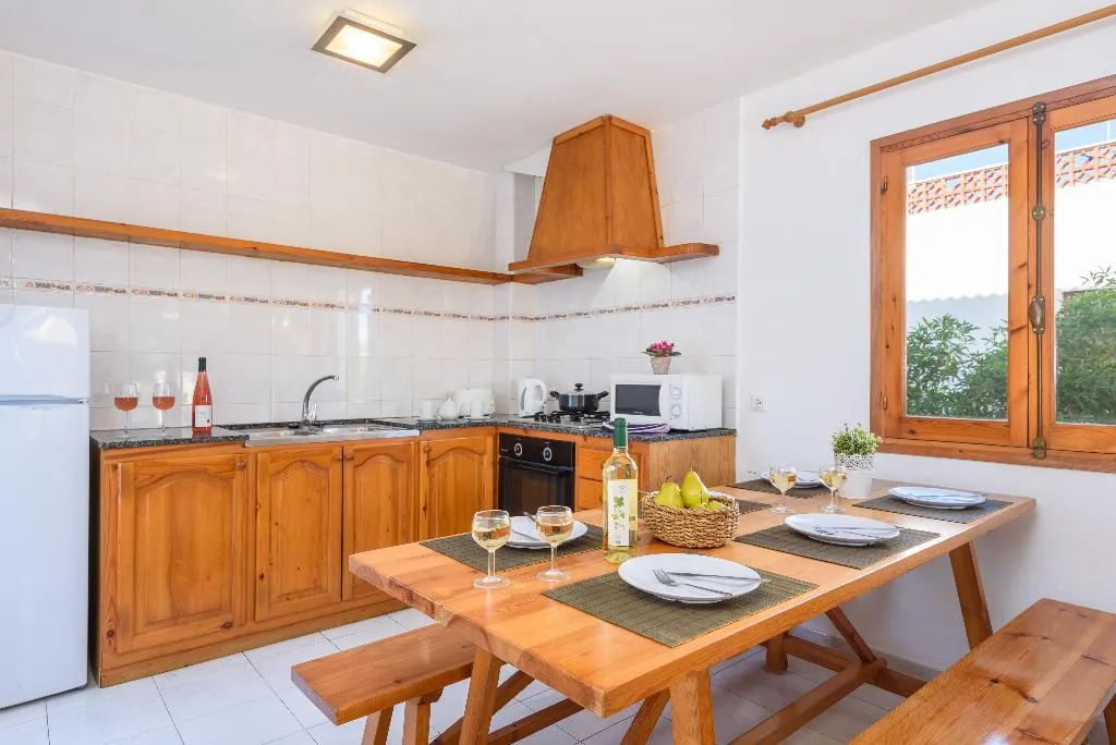 Room, Las Palmeras n 5, Menorca