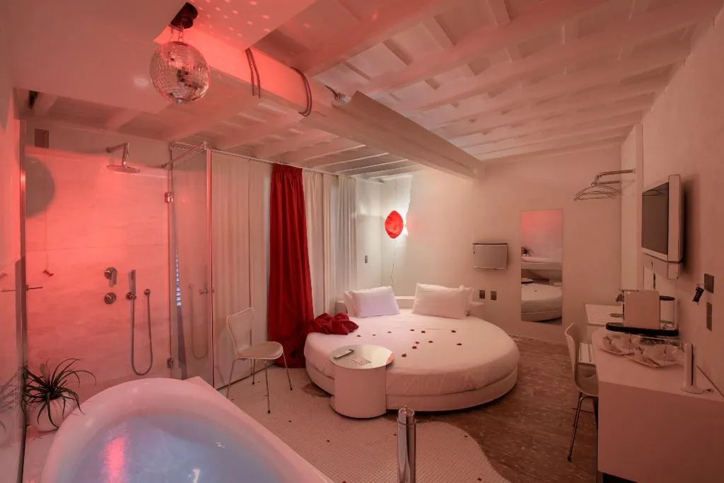 DOUBLE STANDARD Room, SuiteSistina For Brave Lovers, Rome