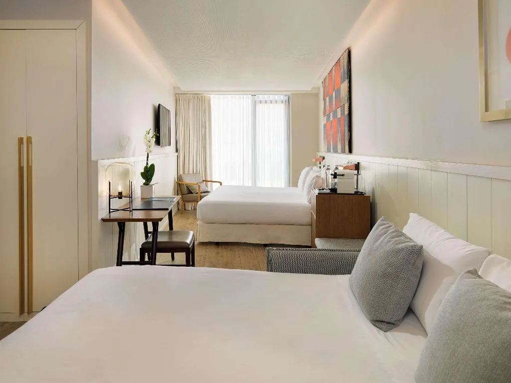 Room, H10 Cubik, Barcelona