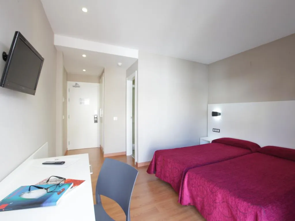Double or Twin CAPACITY 3 Room, Alameda, Costa Blanca