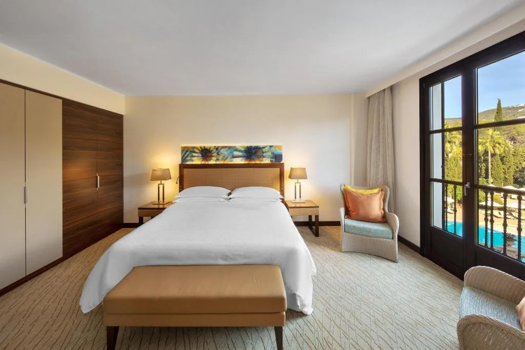 JUNIOR SUITE KING SIZE BED Room, Sheraton Mallorca Arabella Golf Hotel, Majorca
