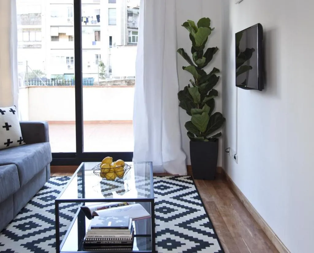 APARTMENT WITH TERRACE Room, L'Aragó by The Streets, Barcelona