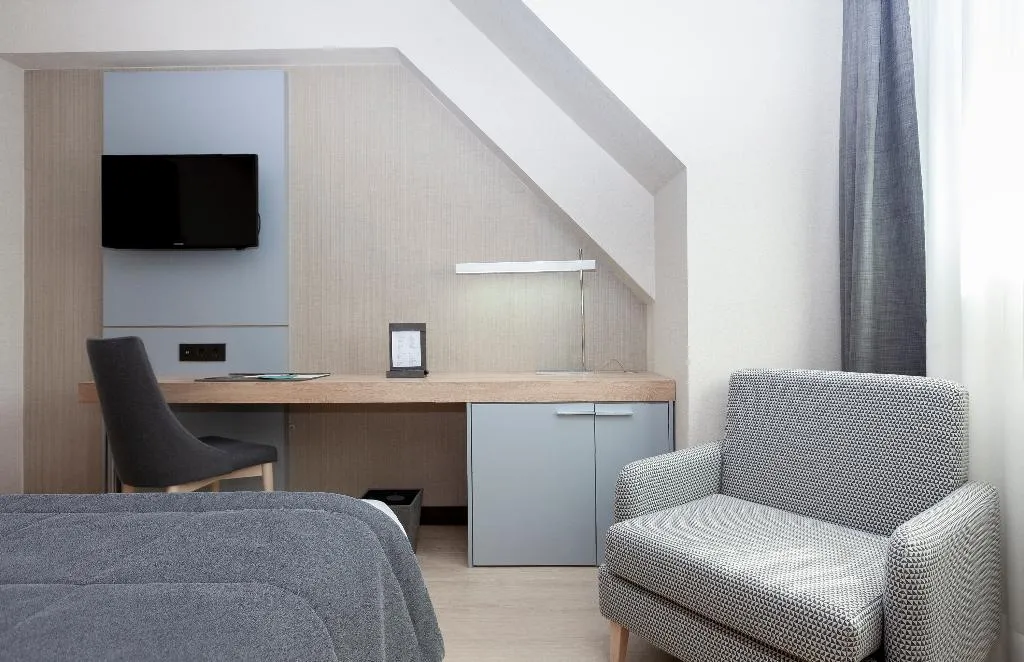 JUNIOR SUITE STANDARD Room, Liabeny, Madrid