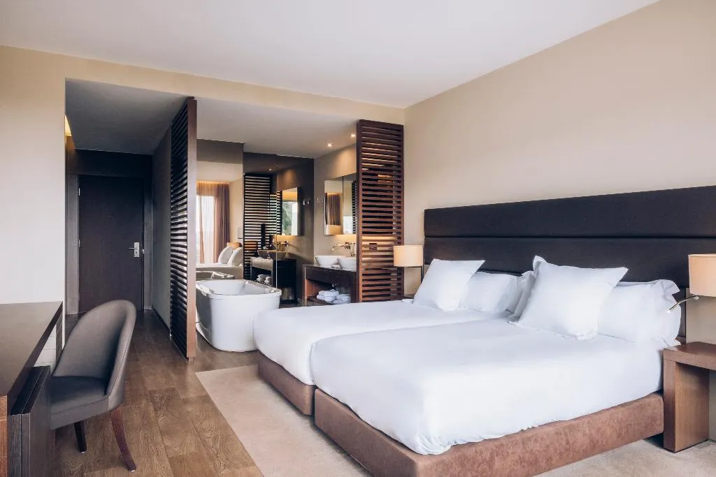 DOUBLE SINGLE USE SEA VIEW Room, Iberostar Selection Lagos Algarve, Algarve