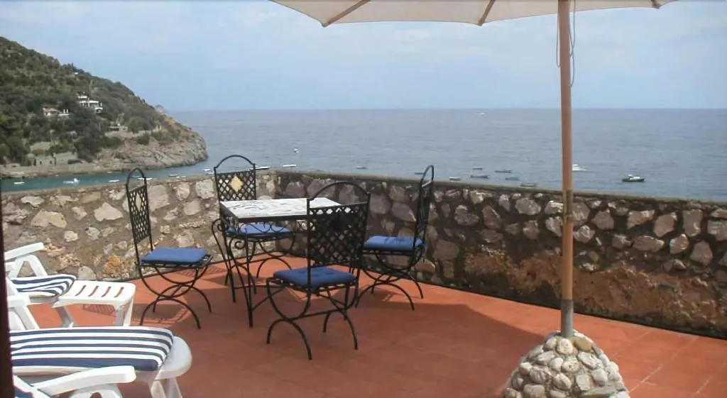 Terrace, Marina del Cantone Chalet, Naples