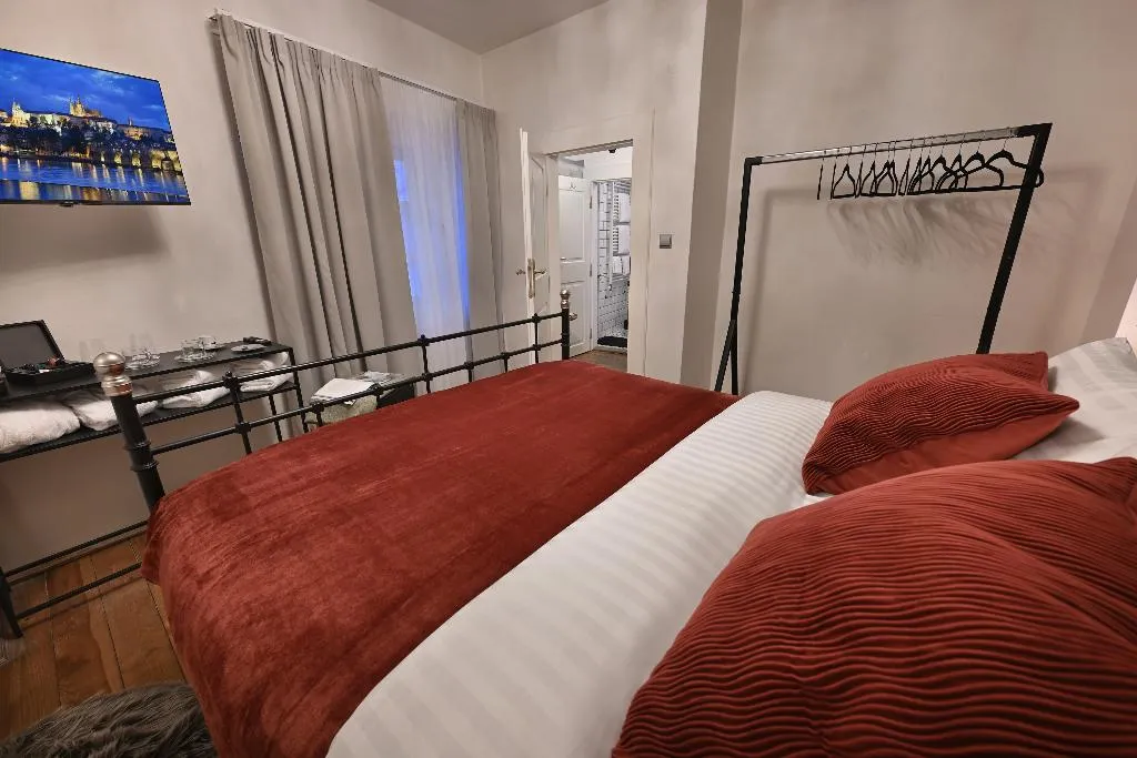 SUITE WITH DOUBLE BED Room, U Šuterů Boutique Hotel, Prague