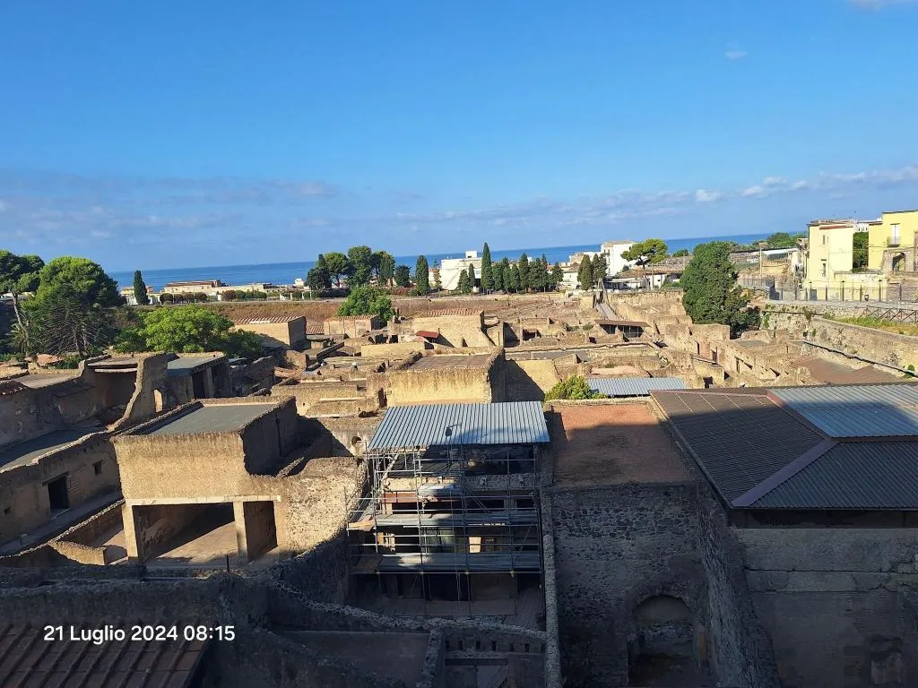General view, I Papiri, Naples