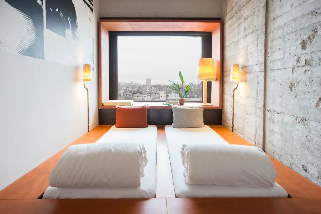 TWIN STANDARD Room, Volkshotel Amsterdam, Amsterdam