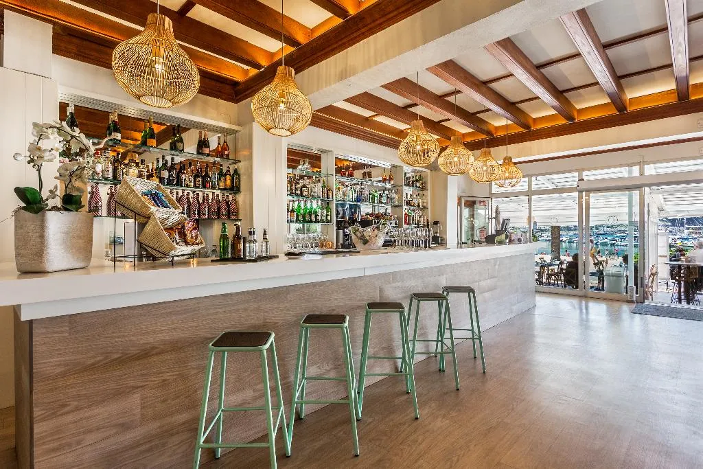 Bar, FERGUS Style Soller Beach, Majorca