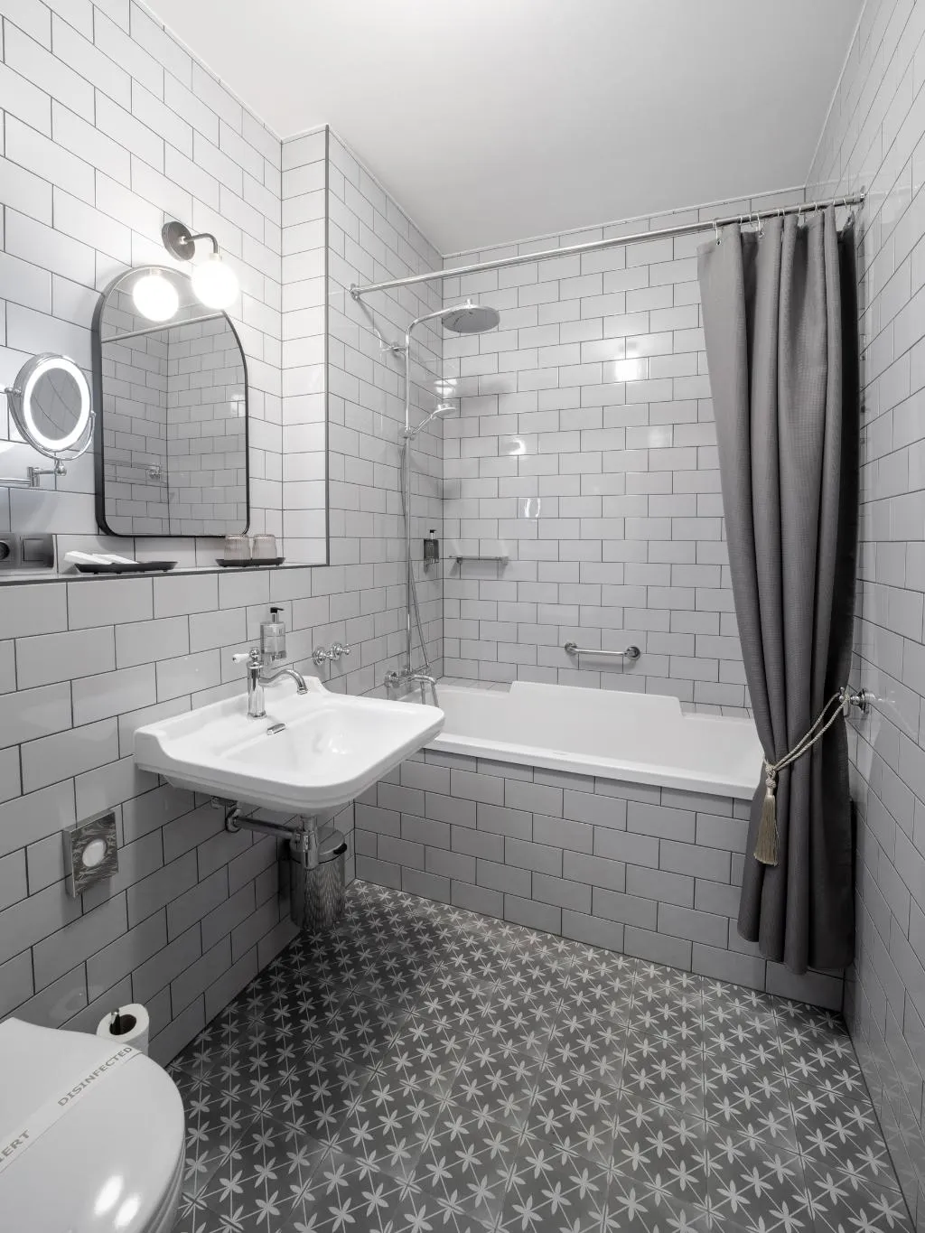 JUNIOR SUITE ONE BEDROOM Room, The Viaduct - Suites & More, Prague