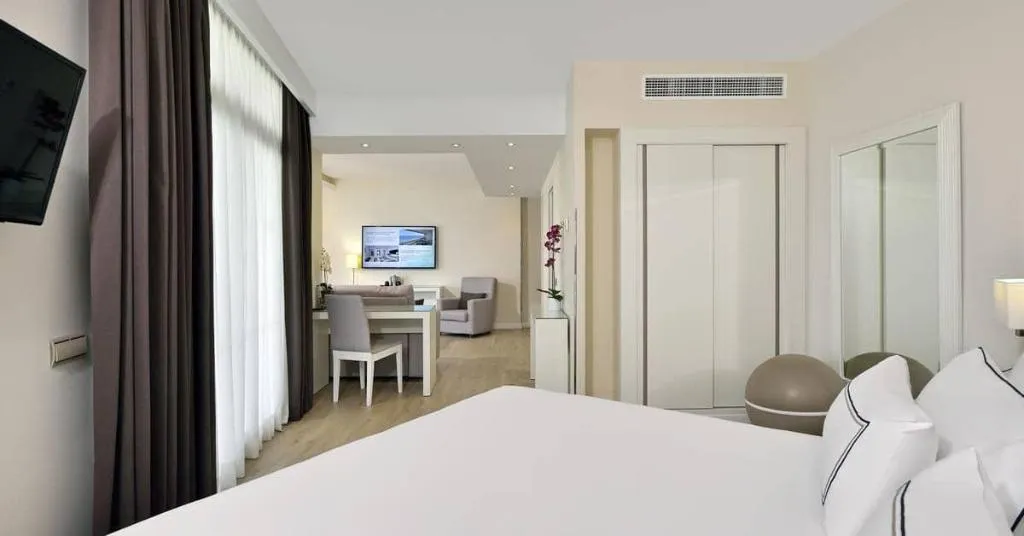 JUNIOR SUITE STANDARD Room, Melia Costa del Sol, Costa Del Sol