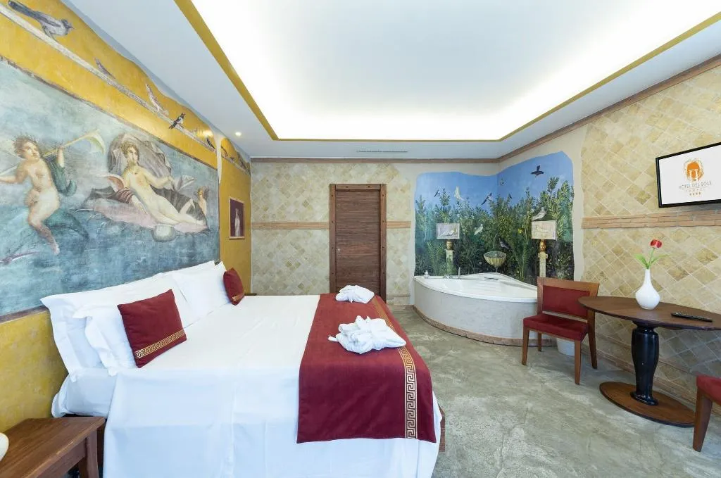 Room, Hotel Del Sole, Naples