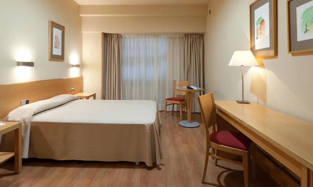 DOUBLE SINGLE USE STANDARD Room, Victoria 4 Puerta del Sol, Madrid