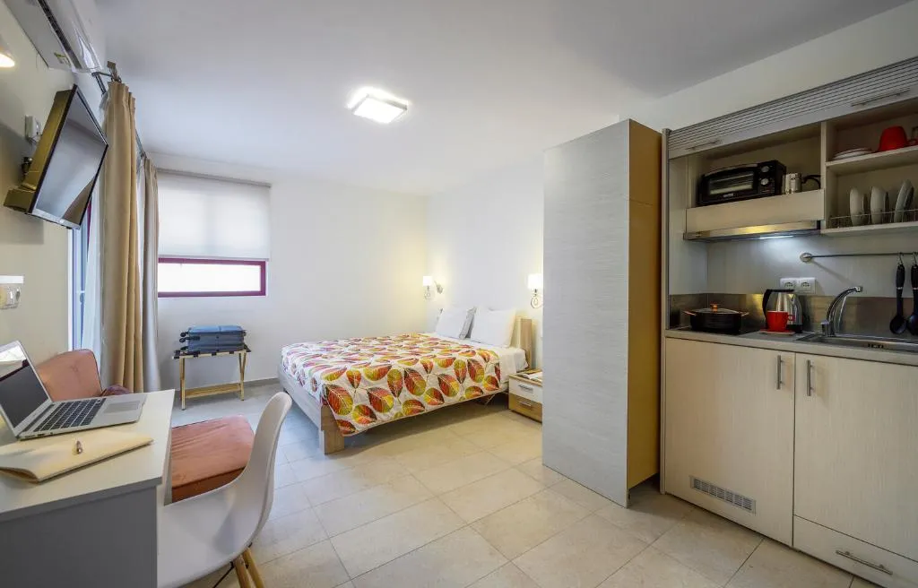 DOUBLE basement Room, Elpiniki Luxury Rooms, Thessaloniki