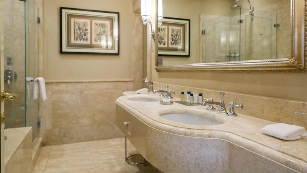 JUNIOR SUITE LAGOON VIEW Room, San Clemente Palace, Venice