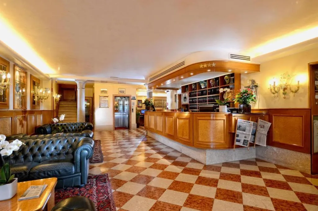 Lobby, Rialto Hotel, Venice