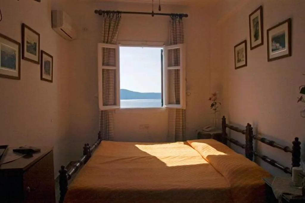 DOUBLE STANDARD Room, Kavalari Hotel, Santorini