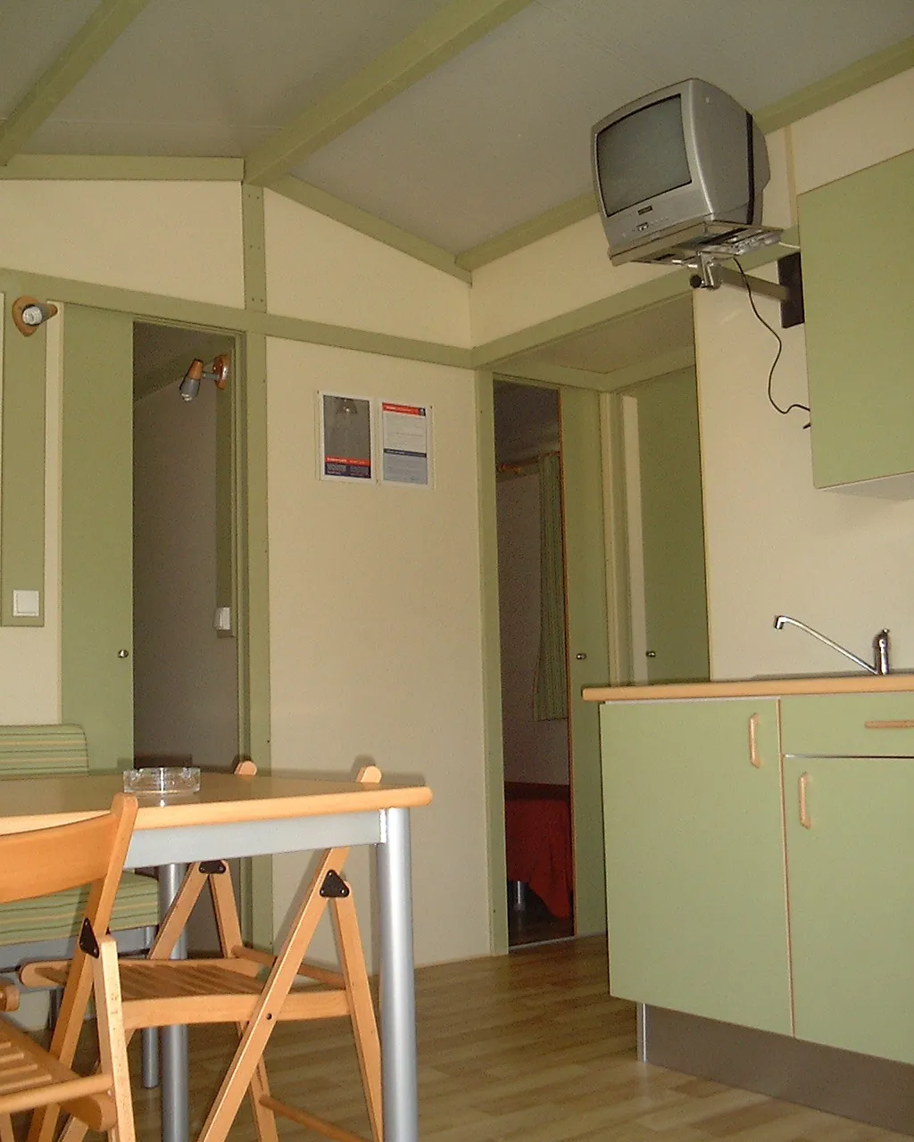 BUNGALOW CAPACITY 5 Room, Orbitur Gala, Porto