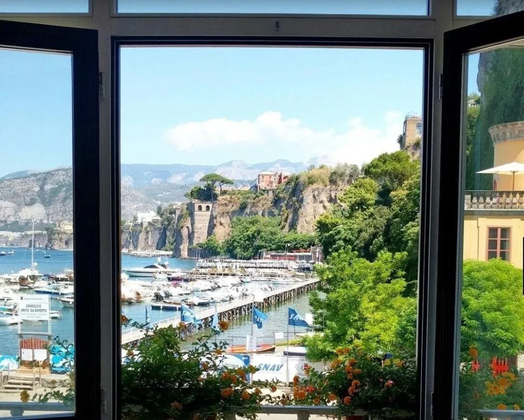 General view, Surriento Suites, Naples
