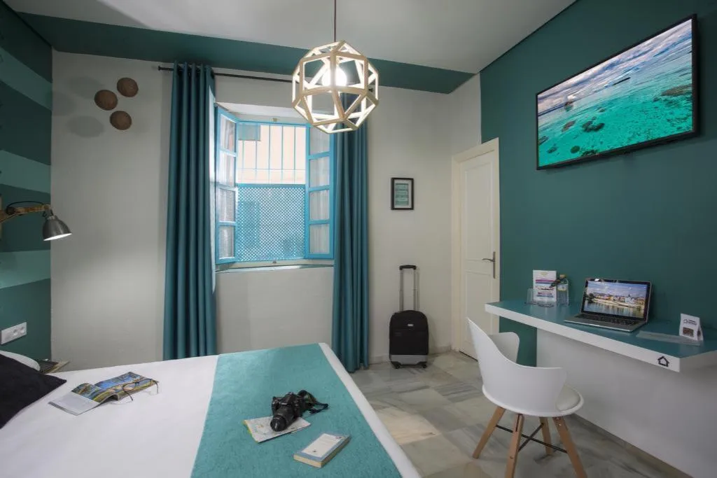 DOUBLE SINGLE USE STANDARD Room, Casual de las Letras Sevilla, Seville