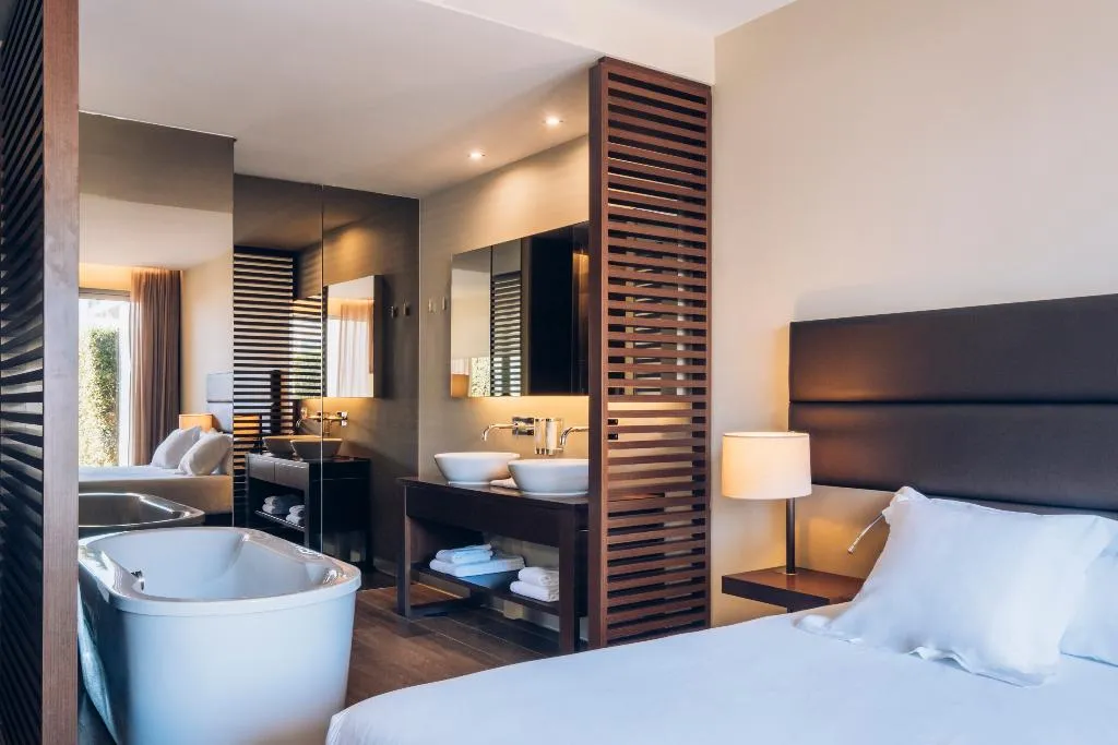 Double or Twin STANDARD Room, Iberostar Selection Lagos Algarve, Algarve