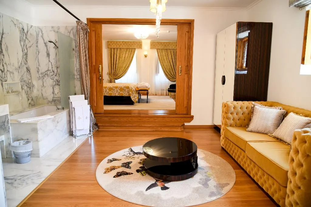SUITE GARDEN VIEW Room, Sintra Marmoris Palace, Lisbon