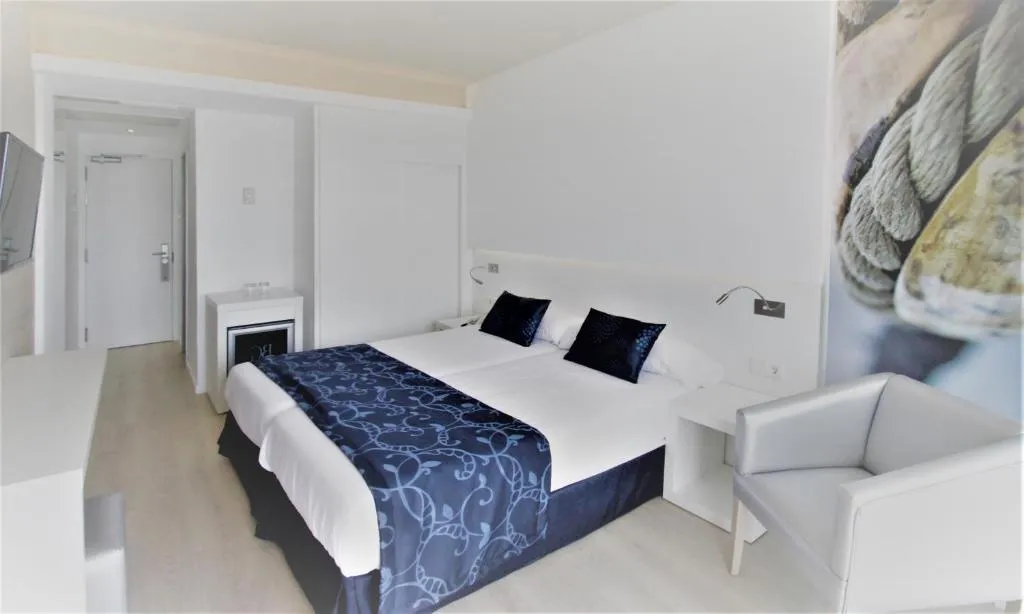 TRIPLE STANDARD Room, BG Java, Majorca