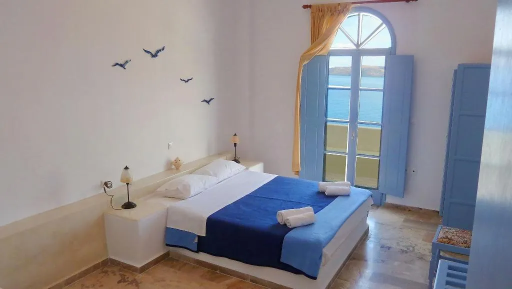 Room, Kokkinos Villas, Santorini