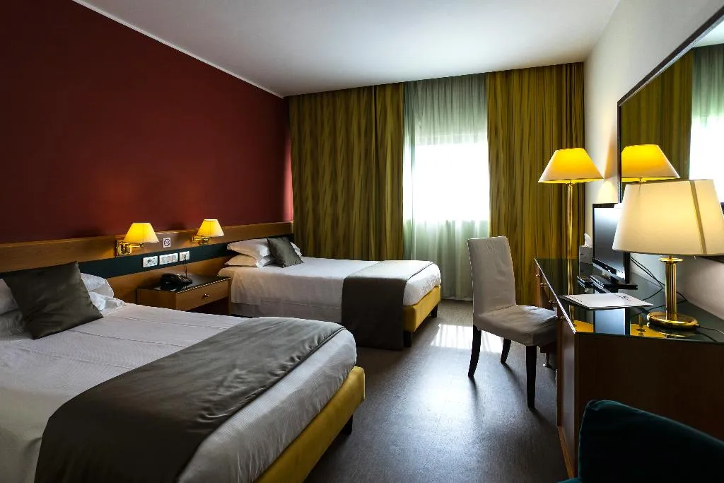 Double or Twin CLASSIC Room, BV Oly Hotel, Rome