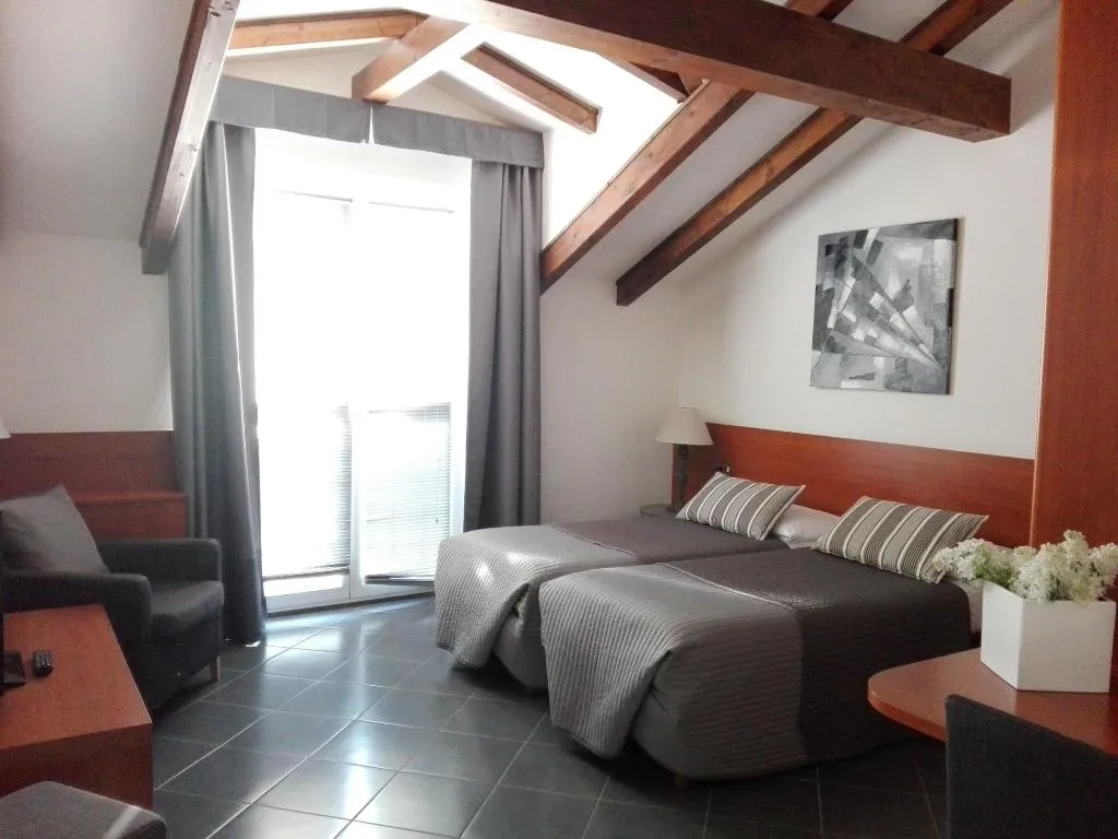 Room, Bert Hotel, Milan
