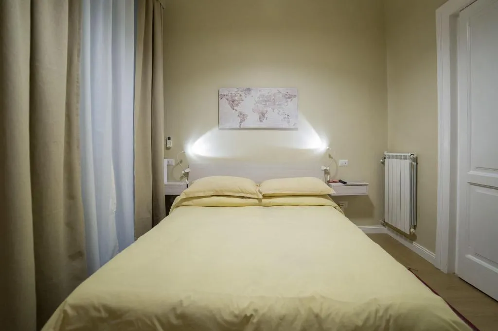 Room, Bnb Il Centrale The Best Choice, Naples