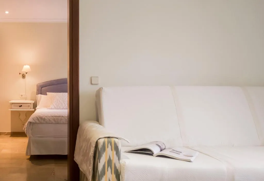 SUITE CAPACITY 3 Room, Galeon Suites, Majorca
