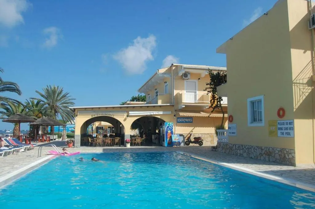 Pool, Complex Lemon Grove, Corfu