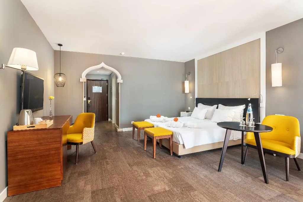 TWIN SEA FRONT Room, AP Oriental Beach - Adults Friendly, Algarve