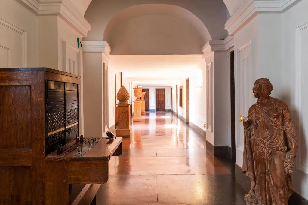 Lobby, Grand Hotel Cocumella, Naples