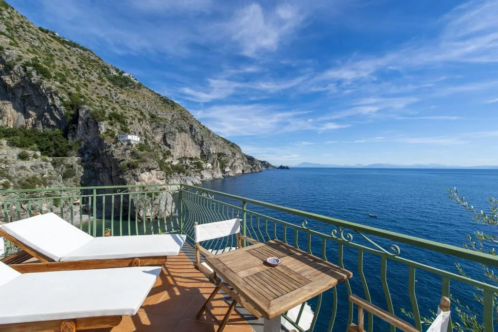 Terrace, Hotel Onda Verde, Naples