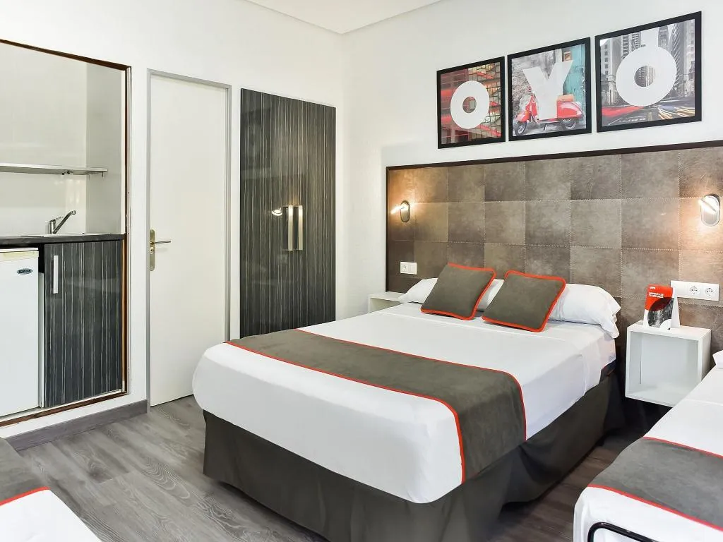 Room, Hello Feria, Madrid