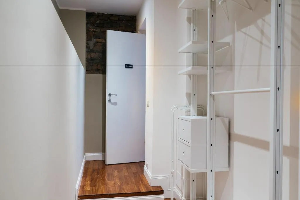 Room, Le 4 Leggende, Catania