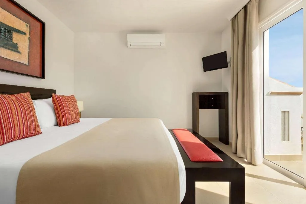 APARTMENT TWO BEDROOMS WITH TERRACE Room, Wyndham Residences Tenerife Golf Del Sur, Tenerife