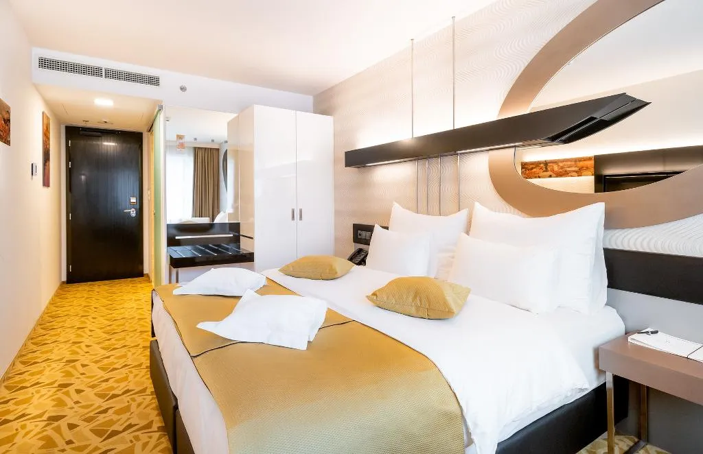 Double or Twin DELUXE Room, Grandium Hotel Prague, Prague