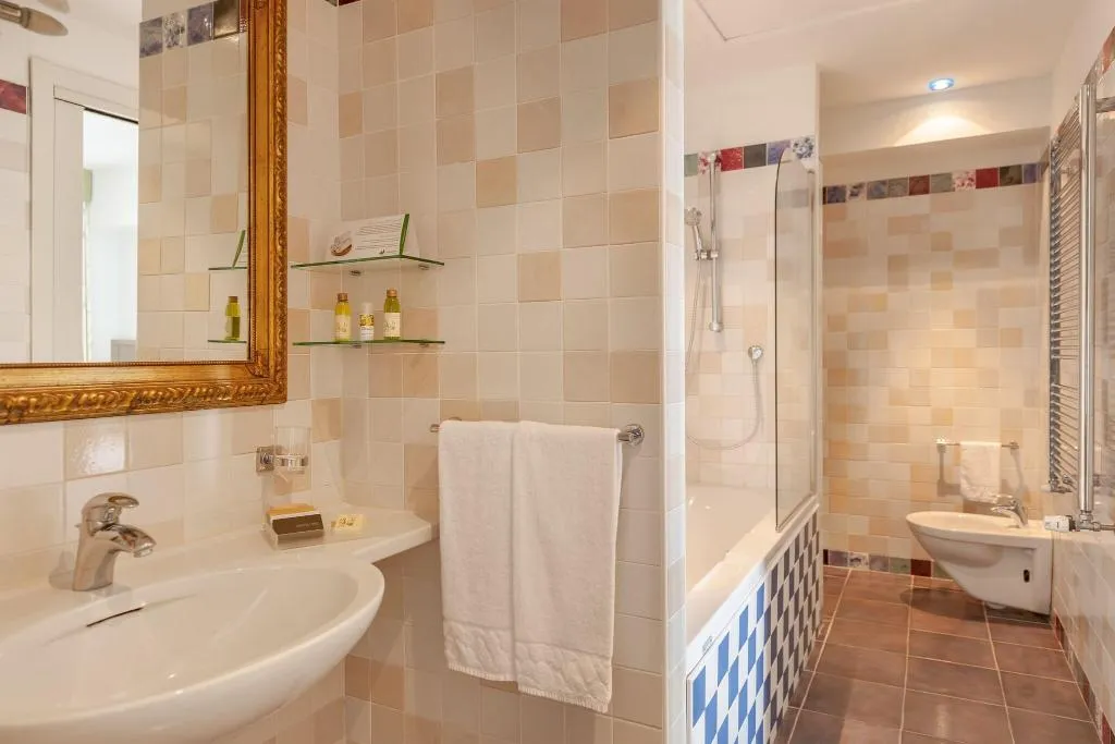 SUITE WITH DOUBLE BED Room, Villa San Paolo, Florence