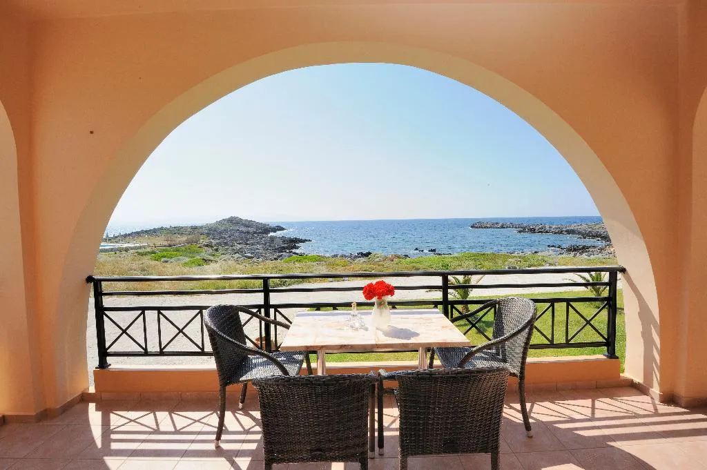 General view, Nanakis beach apartments, Crete